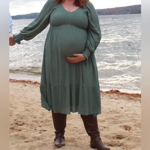 Baltic Born Dresses & Skirts - Baltic Born 1X Long Sleeve Dress Lainey Smocked Dotted Midi - Bump Friendly